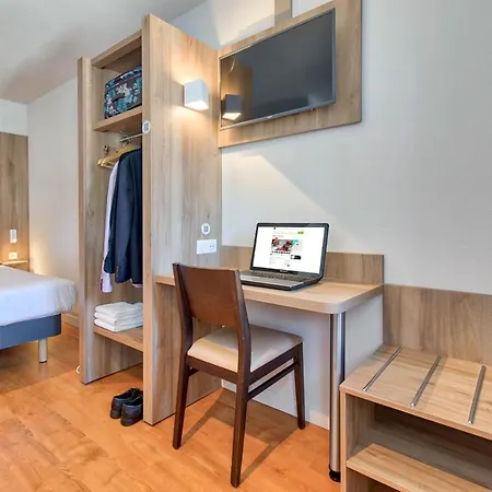 Jean De Luz Hotel 2*