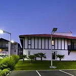 Jean De Luz فندق