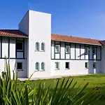 Jean De Luz فندق