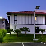 Jean De Luz فندق 2*