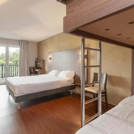 Jean De Luz Hotel