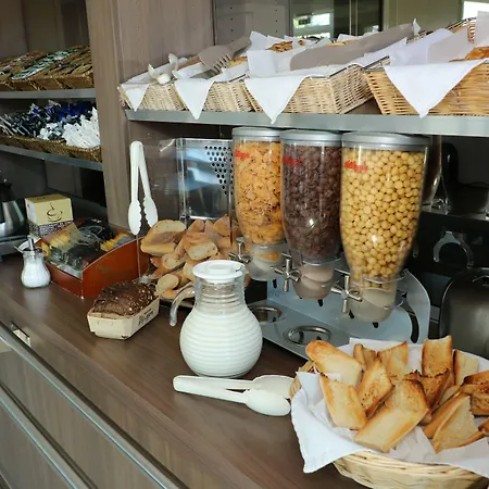 Jean De Luz Hotel 2*