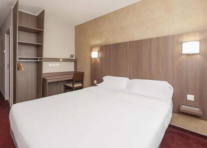 Hotel Jean De Luz 2*