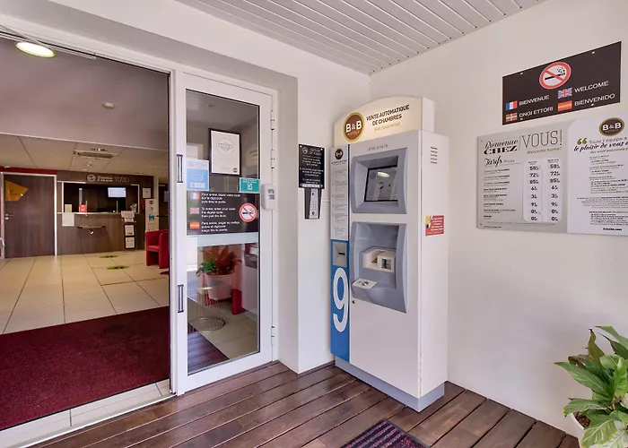 酒店 Jean De Luz 2*